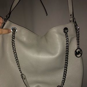 Michael Kors Jet Set Large Messenger Bag